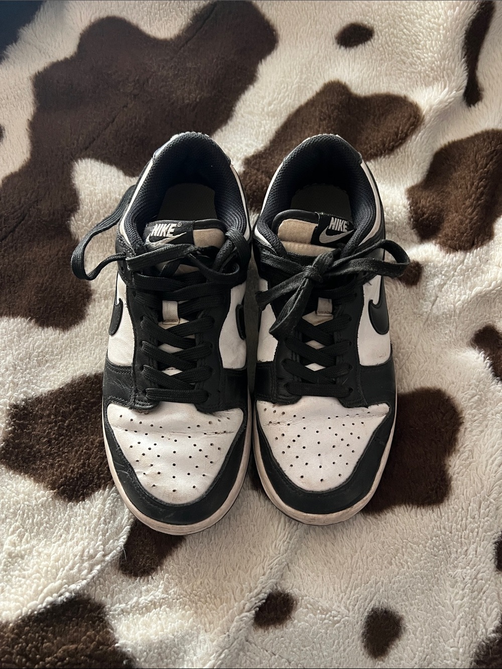 Nike panda dunks Black and White Low-Top Sneakers with Swoosh